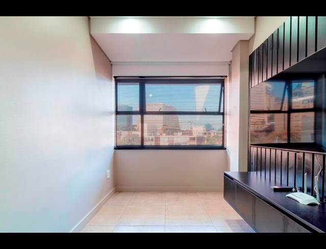 1 BEDROOM APARTMENT FOR SALE IN SANDTON CENTRAL